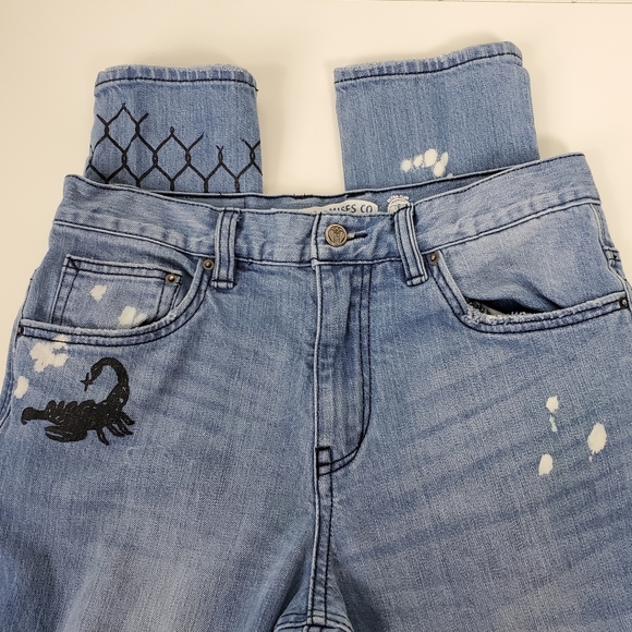 Broken Promises heartbreak skull scorpion factory distressed ultra-slim jeans - Picture 11 of 14